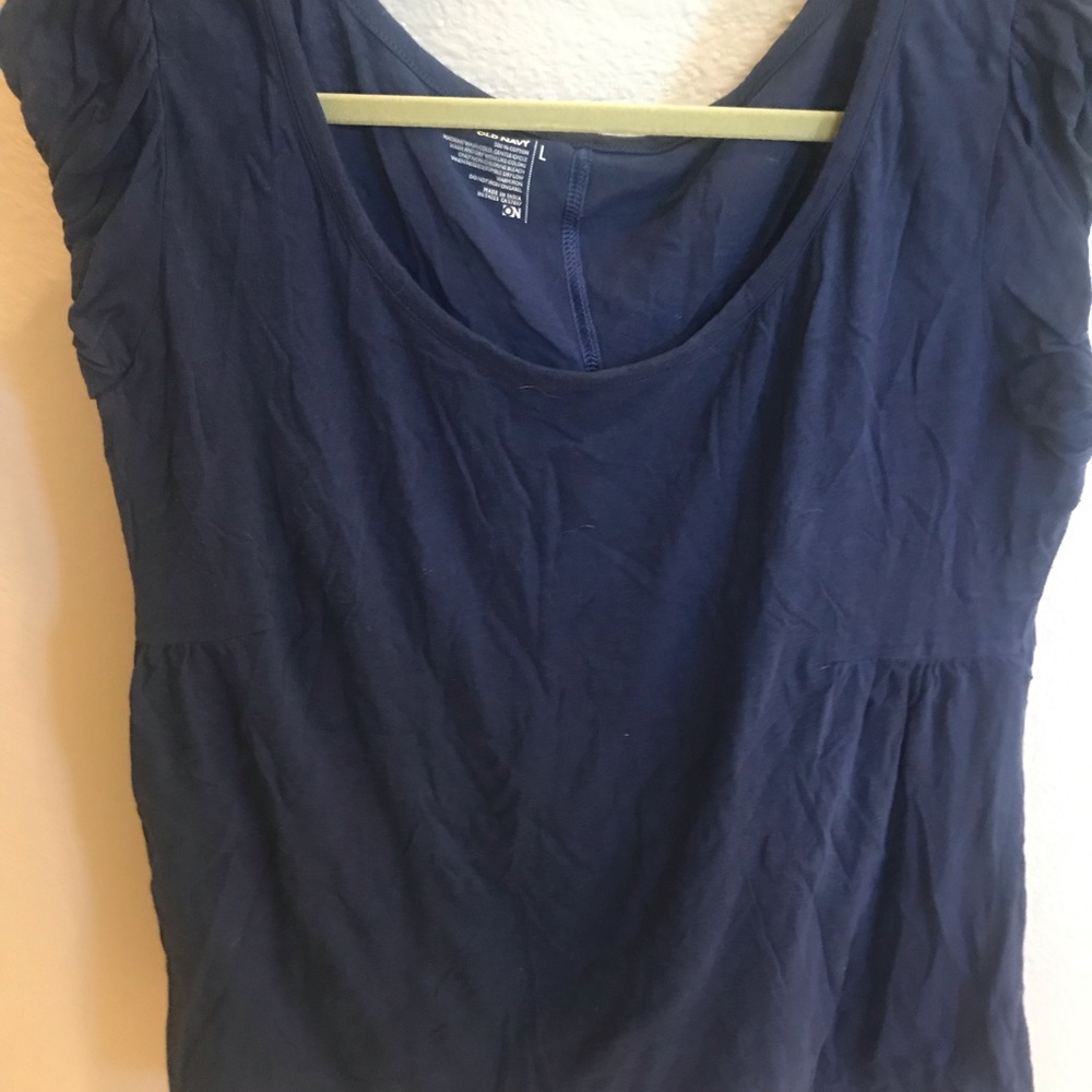 Cute Old Navy Navy Top